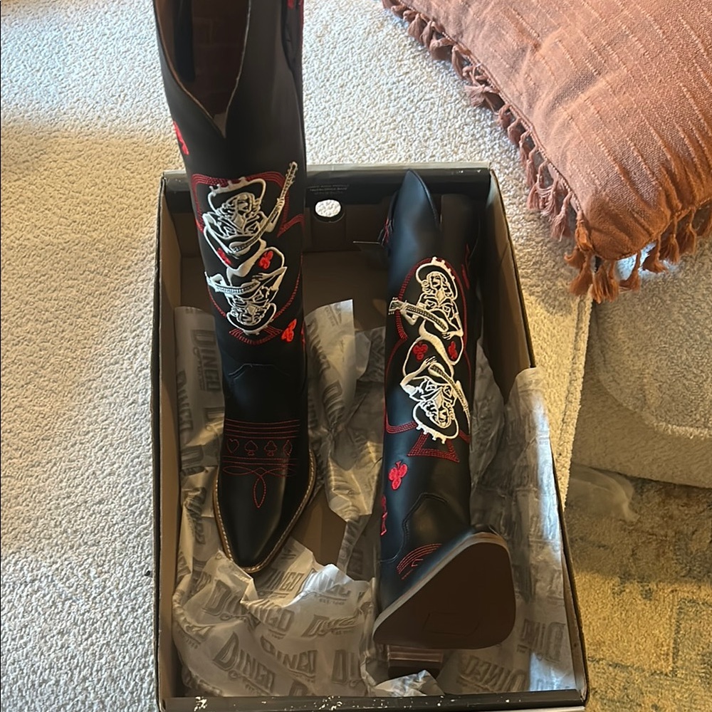 Dingo Womens King Of Clubs Stacked Heel Cowboy Boots